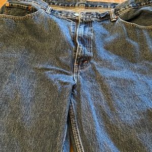 Men’s Levi 560 jeans. Size 42x30